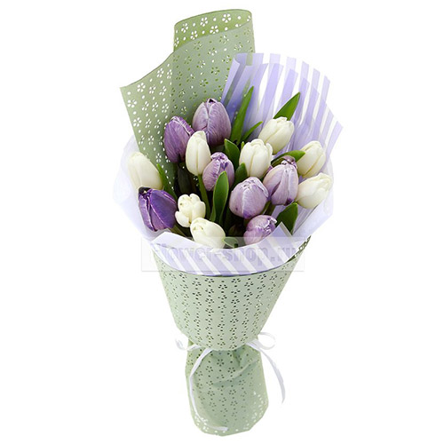 Фото товара 15 бело-фиолетовых тюльпанов в Кременчуге