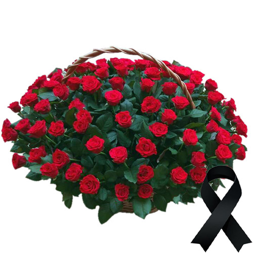 Фото товара 100 красных роз в корзине в Кременчуге