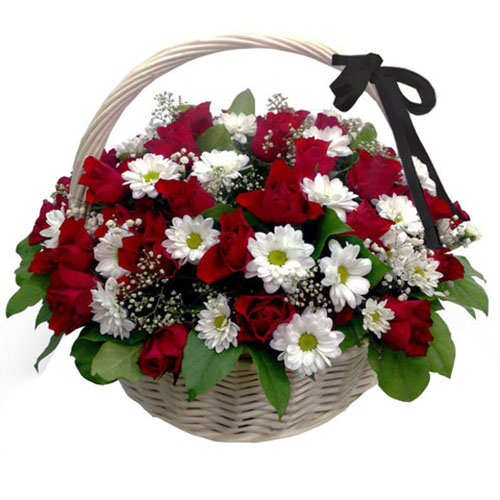 корзина цветов на похороны «Кременчуг Роза»
